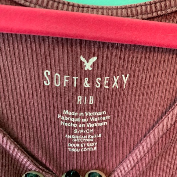 American Eagle Women’s Tank - Picture 3 of 4